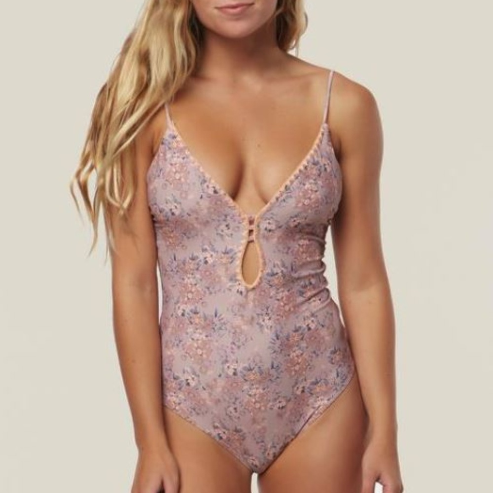 O'Neill Calvin Floral One Piece Bathing Suit NWT